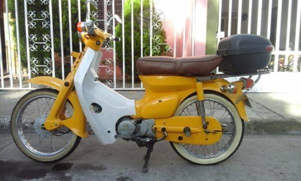Motocicleta honda c90 -97