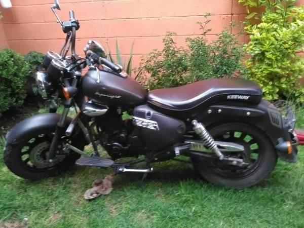 Vendo Moto tipo Choper -13