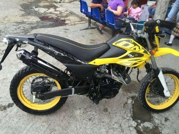 Vendo moto DM150 -14