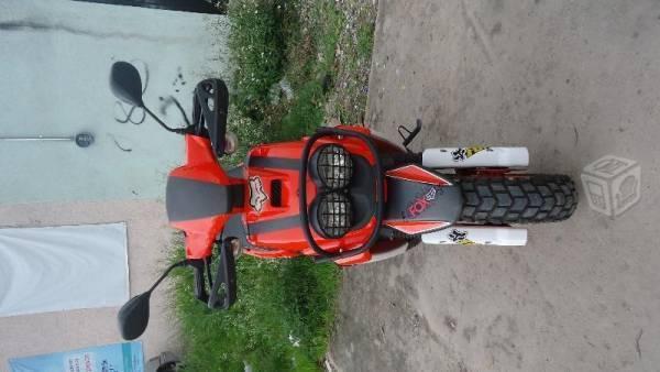 ITALICA 150cc TIPO WS ESTA SEMI NUEVA -16