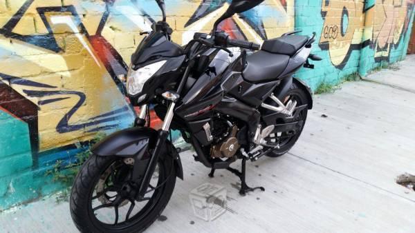 Bajaj Pulsar 200NS -16