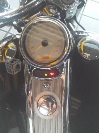 Harley davidson road king -04