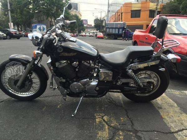 Honda Shadow Spirit 750cc -03