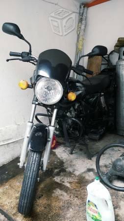 Motocicleta Bajaj Boxer 150 -15