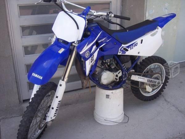 Yamaha yz -00