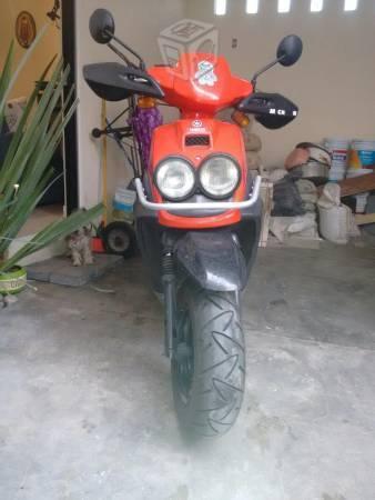 Motoneta yamaha biwis 100 cc -07