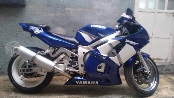 Yamaha R6 -02