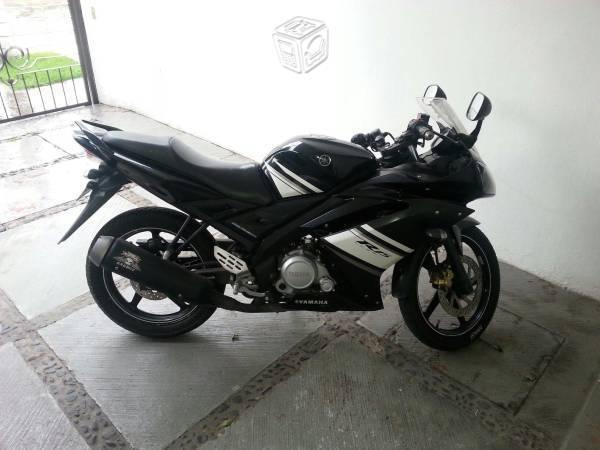 Yamaha R15 -11