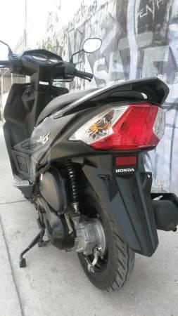 Motoneta honda dio -13