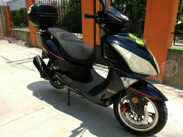 Scooter Gts175 LED 2015! -15