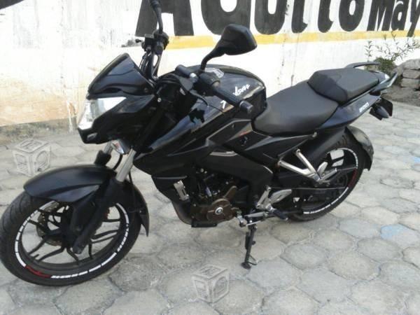 Preciosa pulsar 200 ns, seminueva, fact original -15