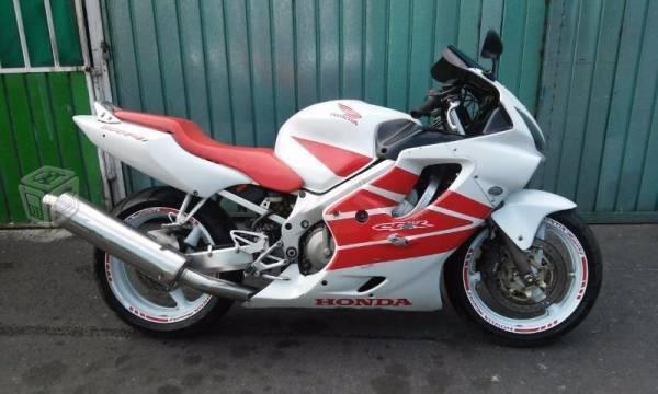 Honda Cbr 600 -05