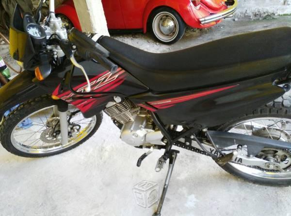 Yamaha xtz semi nueva -13