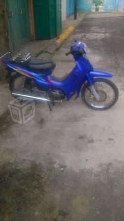 Moto yamaha cripton -12