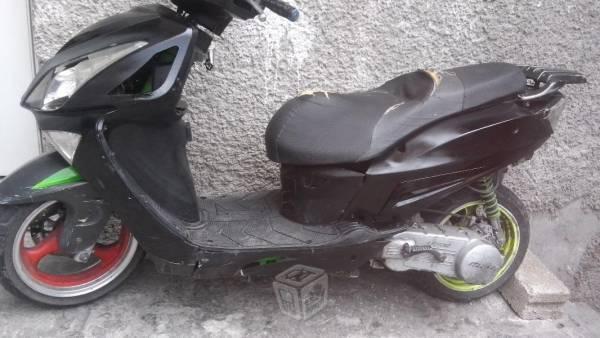 Motoneta gs150 -05