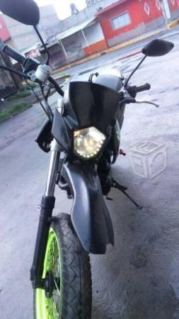 Motocicleta DM 150 -12