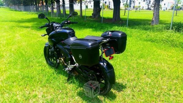 Pulsar 200NS -14