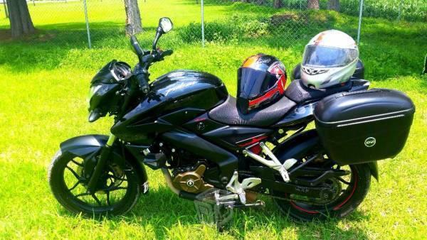 Pulsar 200NS -14