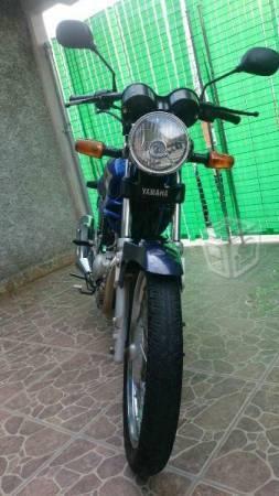 moto yamaha YBR -11