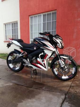 Pulsar con extras -14