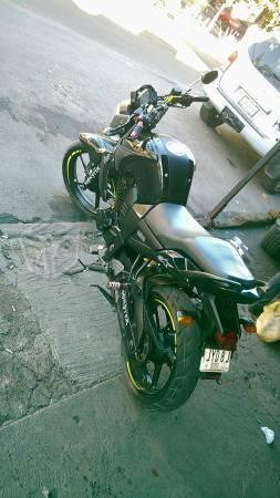 Vendo o cambio fz por moto duke 390 -14