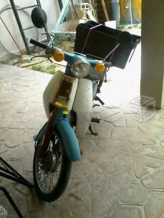 Vendo moto honda c- -94