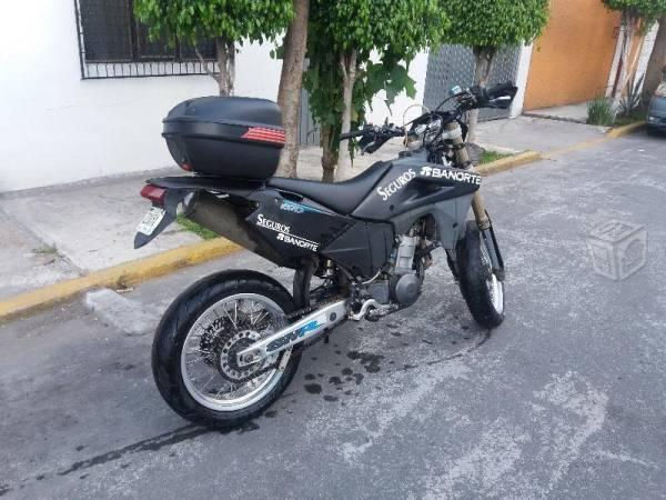 Cvr 610 super motard pc -05