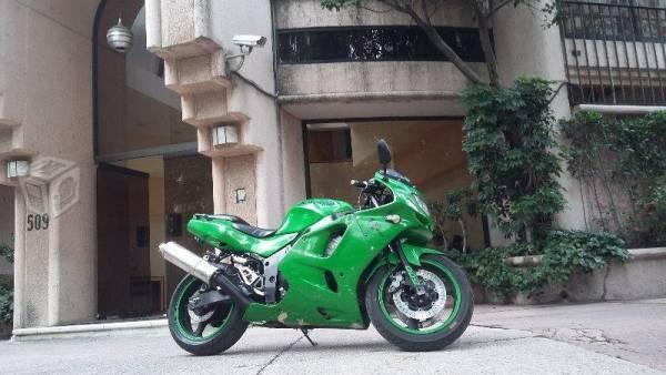 zx-6r 600cc. poder total muy bonita -96