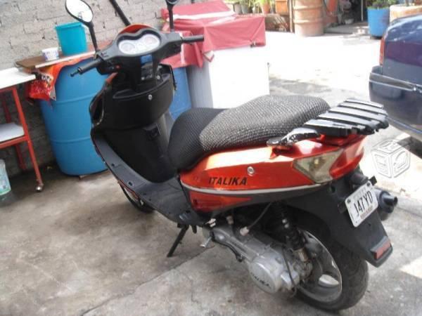 Cambio Italika motoneta 150cc -12