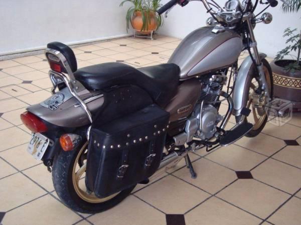 Yamaha estilo choper -03