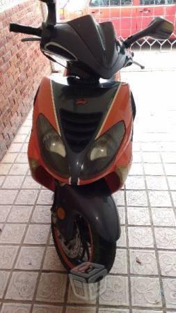 Islo 150 scooter -11