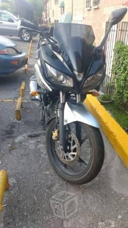 Moto yamaha fazer -15