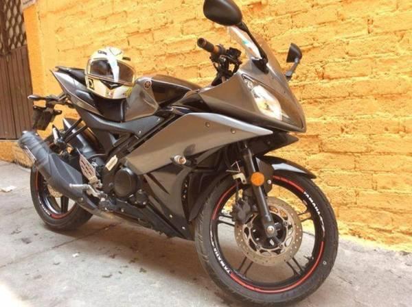 yamaha r15 personalizada cambio por auto