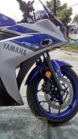 Yamaha r3 -16