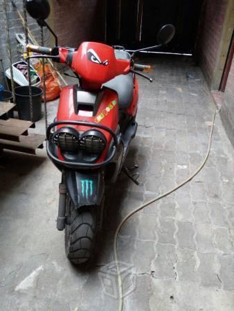 Moto Italika 150 -10
