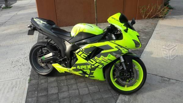 Kawasaki ZX6R iicon -08