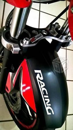 Pulsar 200 NS con kit racing -16