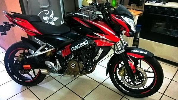 Pulsar 200 NS con kit racing -16