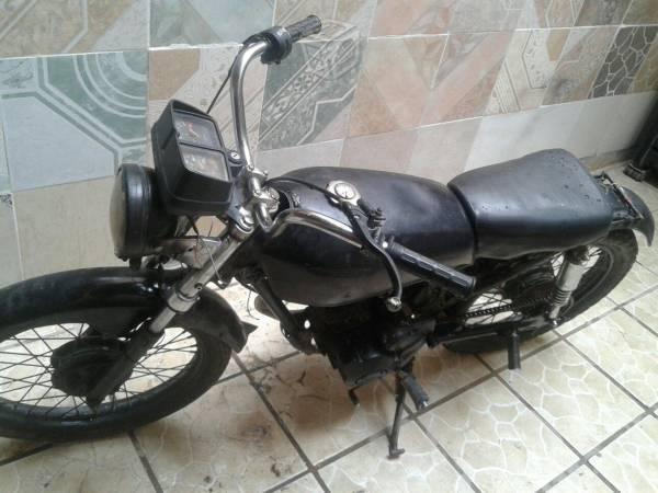 Moto modelo -07