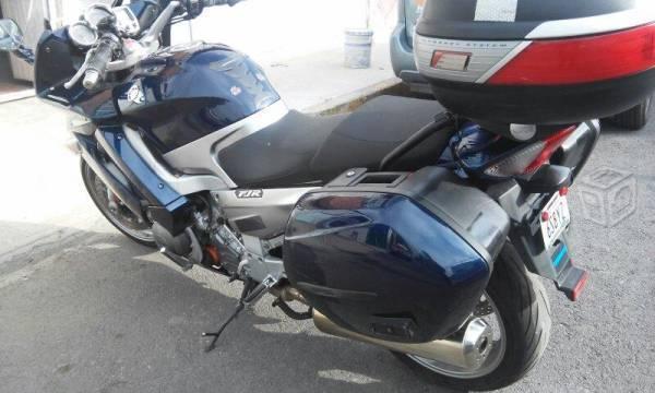 Yamaha touring 1300 -06