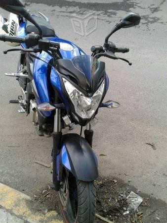 Pulsar 200NS -14