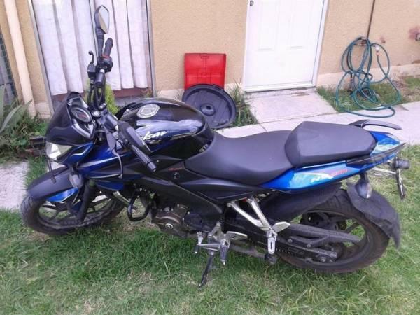 Motocicleta Pulsar 200NS -15