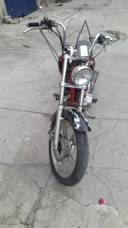 Motocicleta 250cc HONDA CB NIGHT HAWK -94