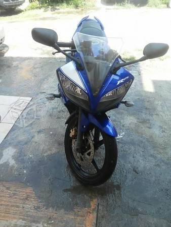 Yamaha r15 -12