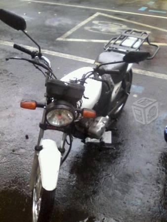 Motocicleta honda cargo -11