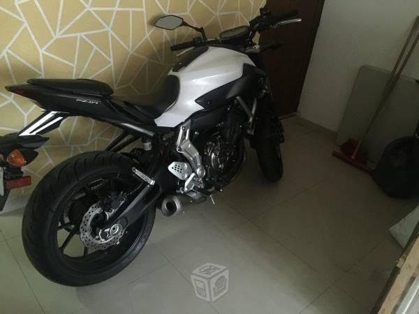 Yamaha Fz- -15