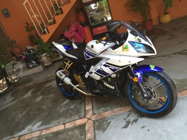 Yamaha r15 -14