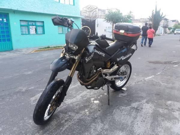 Cvr 610 super motard -05