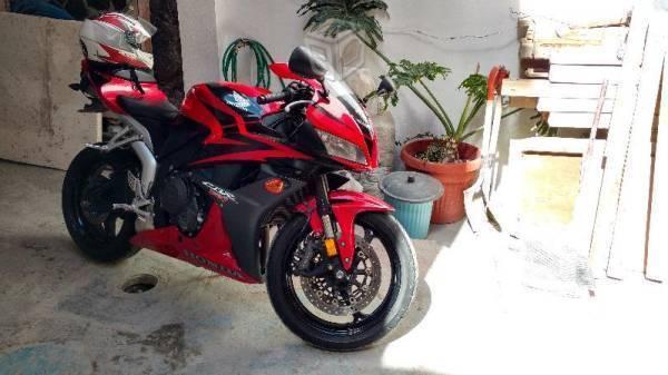 Honda cbr 600 -08