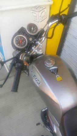 Vendo moto italika 125 -16